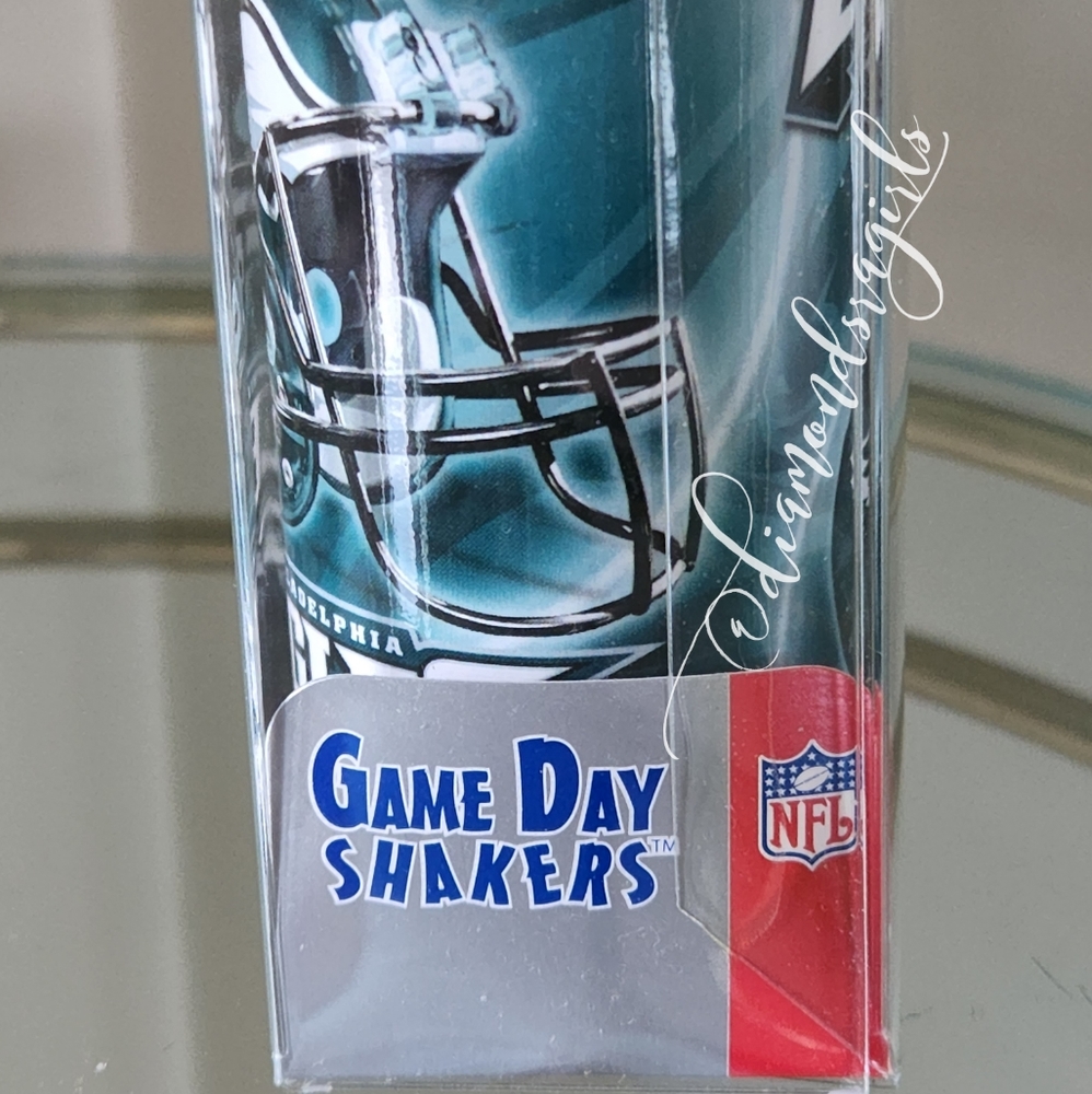 !!SOLD!! PHILADELPHIA EAGLES Game Day Salt & Pepper Shakers NFL NEW! - Picture 4 of 9